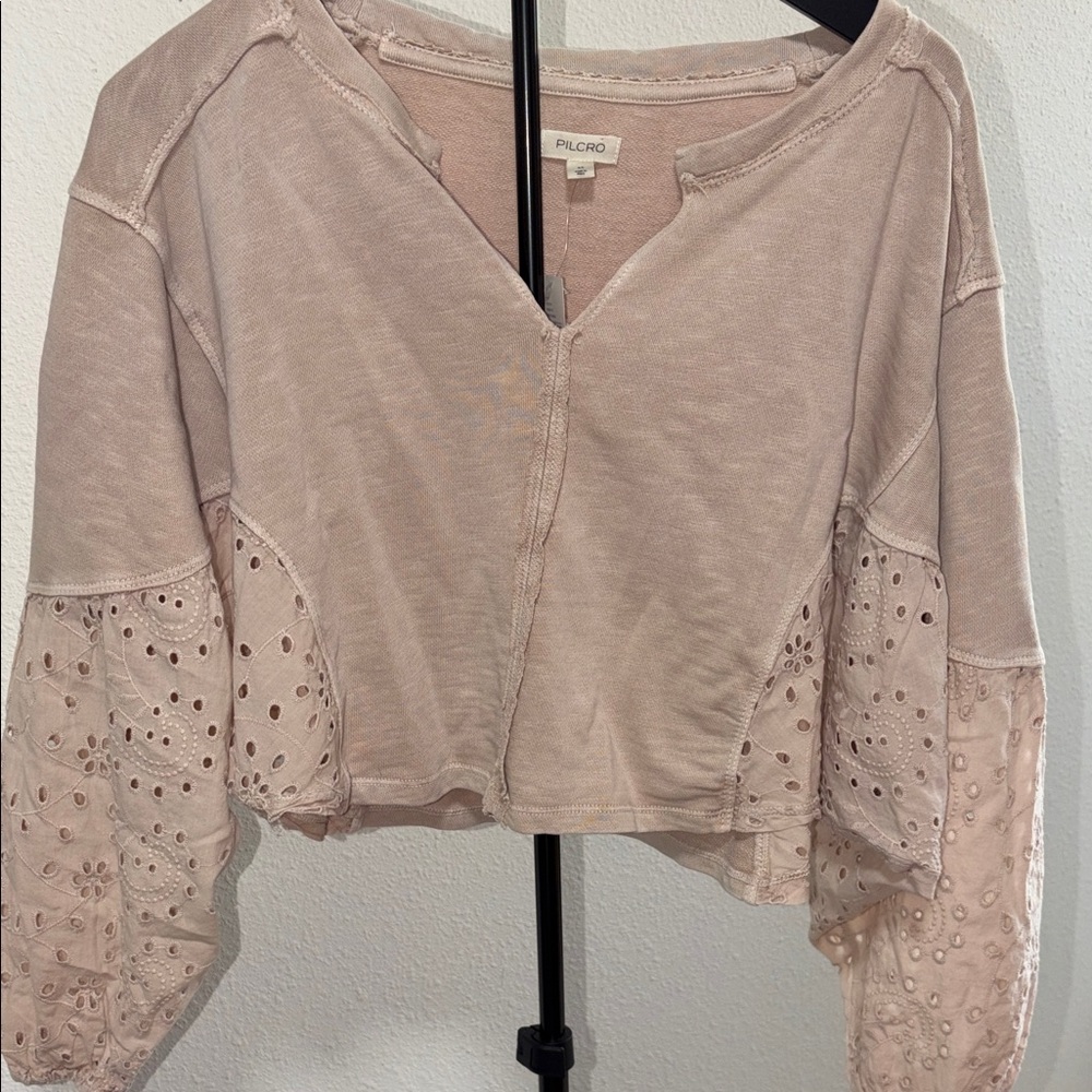 Pilcro by Anthropologie Women's Beige Eyelet Sleeve Top - Picture 5 of 7
